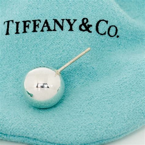 tiffany lost earring